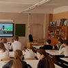 БЕЗ УГРОЗЫ ДЛЯ СЕБЯ И ОКРУЖАЮЩИХ
